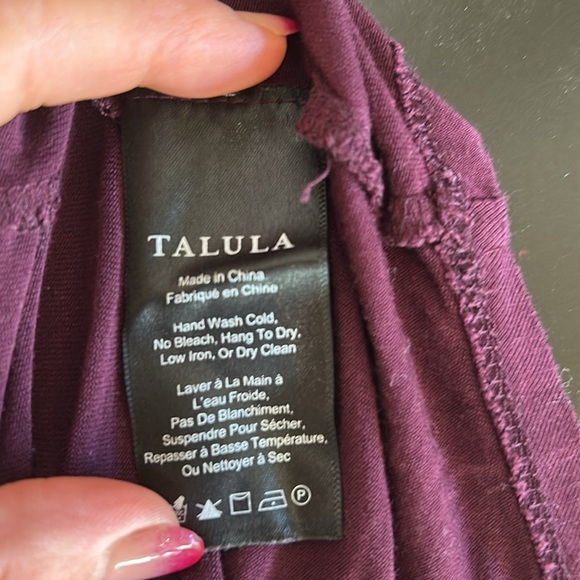 Talula Aritzia Sz S Maroon soft long sleeve shirt - Picture 6 of 6